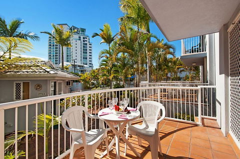 Champelli Palms Apartments - Holiday Adelaide 2