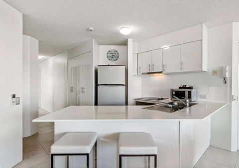 Sailport Mooloolaba Apartments - Holiday Adelaide 17