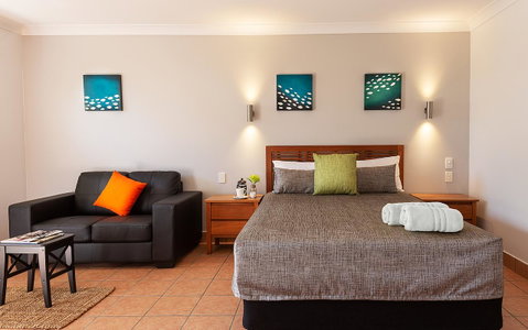 Anchor Motel Noosa - Holiday Adelaide 21