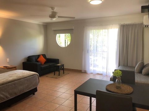 Anchor Motel Noosa - Holiday Adelaide 33