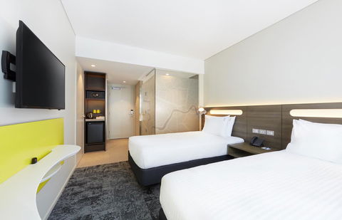 Holiday Inn Express Brisbane Central, An IHG Hotel - Holiday Adelaide 1