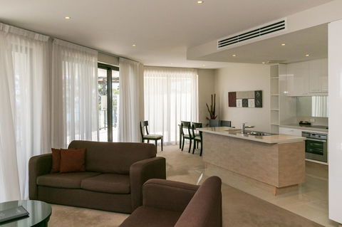 Grand Mercure Allegra Hervey Bay - Holiday Adelaide 12
