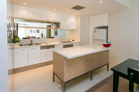 Grand Mercure Allegra Hervey Bay - Holiday Adelaide 3