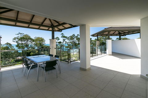 Grand Mercure Allegra Hervey Bay - Holiday Adelaide 17