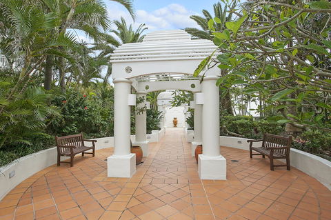 ULTIQA Burleigh Mediterranean Resort - Holiday Adelaide 18