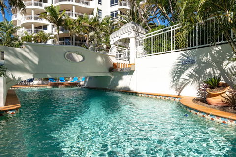 ULTIQA Burleigh Mediterranean Resort - Holiday Adelaide 12
