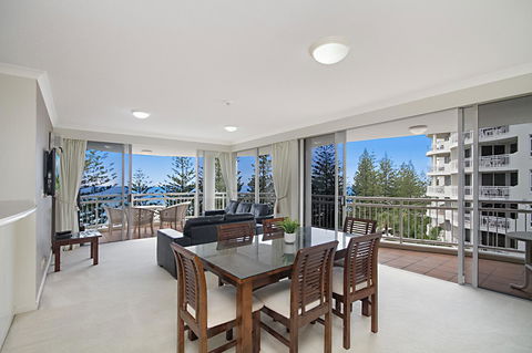ULTIQA Burleigh Mediterranean Resort - Holiday Adelaide 4