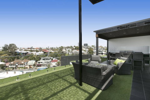 Menso At Southbank - Holiday Adelaide 25
