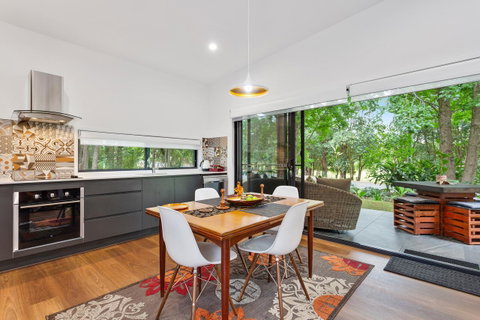 Bower 63 - Holiday Adelaide 1