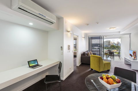Code Apartments - Holiday Adelaide 41