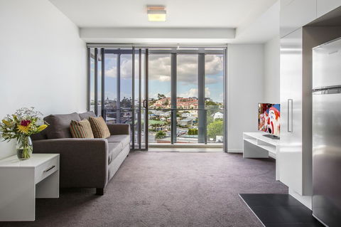 Code Apartments - Holiday Adelaide 15