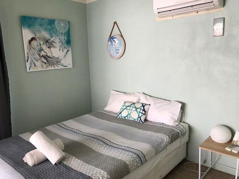 Location! 2BR Town View Unit In Centre Of Airlie. - Holiday Adelaide 22