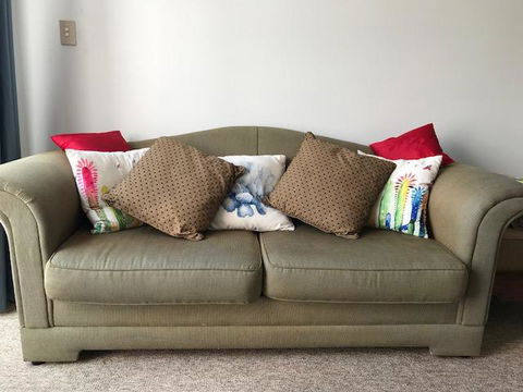 Location! 2BR Town View Unit In Centre Of Airlie. - Holiday Adelaide 4