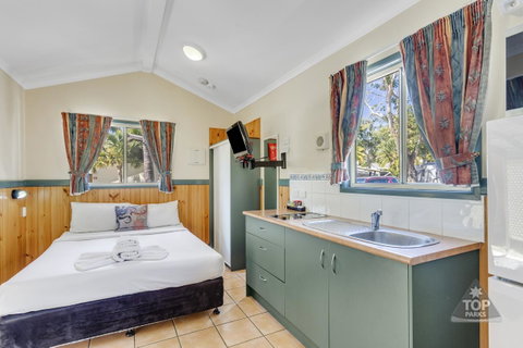 Tasman Holiday Parks - Airlie Beach - Holiday Adelaide 16