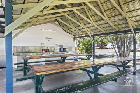 Tasman Holiday Parks - Airlie Beach - Holiday Adelaide 11