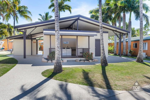 Tasman Holiday Parks - Airlie Beach - Holiday Adelaide 8