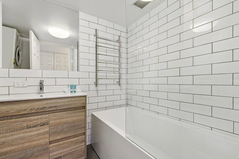 Dockside Apartments Mooloolaba - Holiday Adelaide 3