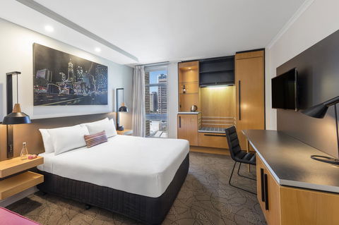 Mercure Brisbane King George Square - Holiday Adelaide 3