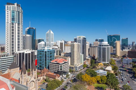 Republic Apartments Brisbane City - Holiday Adelaide 6