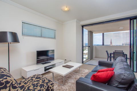 Republic Apartments Brisbane City - Holiday Adelaide 9