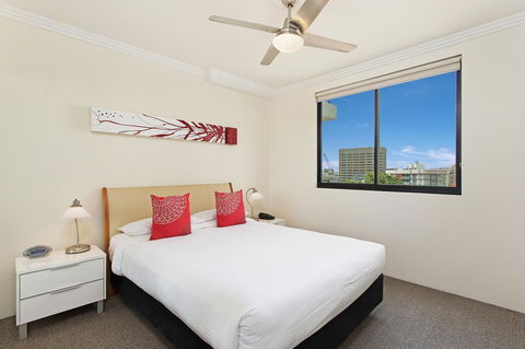 Republic Apartments Brisbane City - Holiday Adelaide 5