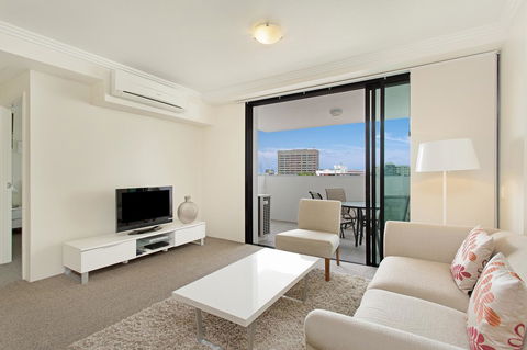 Republic Apartments Brisbane City - Holiday Adelaide 24