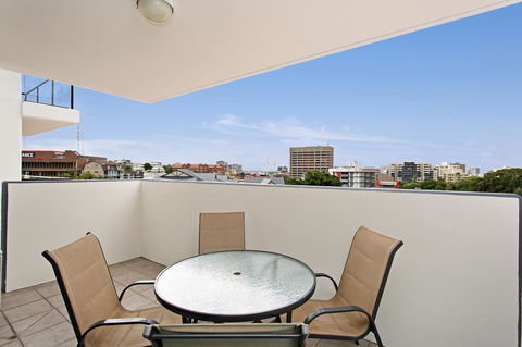Republic Apartments Brisbane City - Holiday Adelaide 30