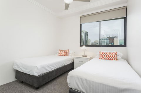 Republic Apartments Brisbane City - Holiday Adelaide 31