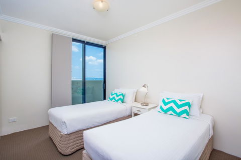 Republic Apartments Brisbane City - Holiday Adelaide 13