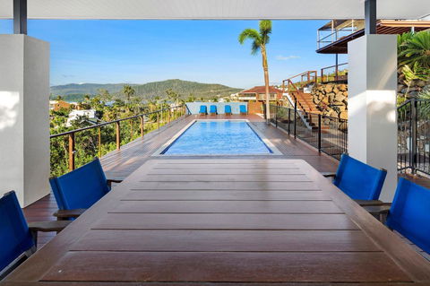 Nautilus On The Hill - Airlie Beach - Holiday Adelaide 21