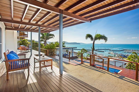 Nautilus On The Hill - Airlie Beach - Holiday Adelaide 32