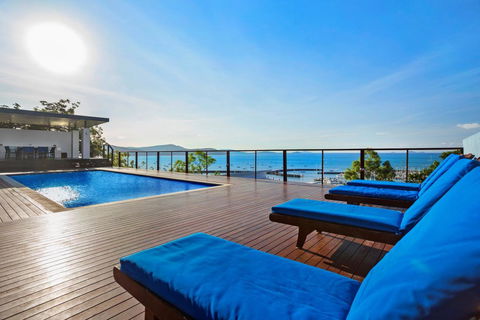 Nautilus On The Hill - Airlie Beach - Holiday Adelaide 30