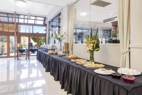 Hotel Diana - Holiday Adelaide 6
