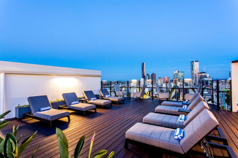 Hotel Grand Chancellor Brisbane - Holiday Adelaide 0