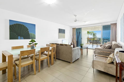 Azure Sea Whitsunday Resort - Holiday Adelaide 32