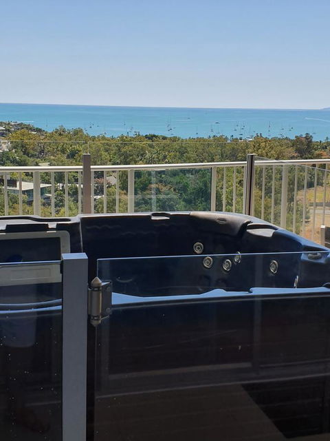 Azure Sea Whitsunday Resort - Holiday Adelaide 20