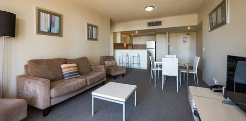 Swell Resort Burleigh Heads - Holiday Adelaide 35