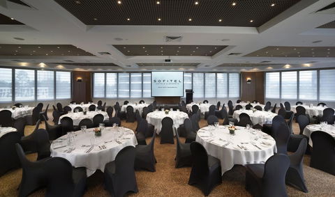 Sofitel Gold Coast Broadbeach - Holiday Adelaide 28