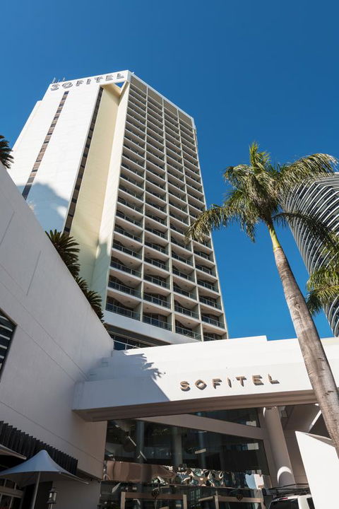 Sofitel Gold Coast Broadbeach - Holiday Adelaide 7