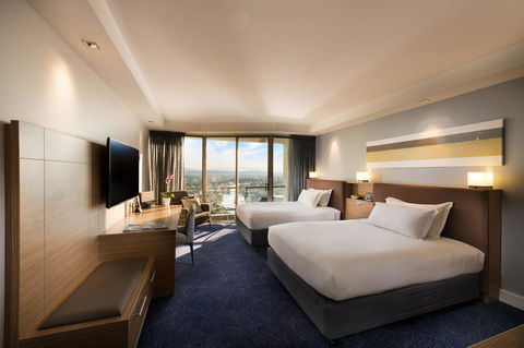 Sofitel Gold Coast Broadbeach - Holiday Adelaide 6