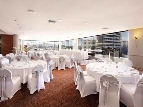 Sofitel Gold Coast Broadbeach - Holiday Adelaide 37