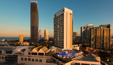 Sofitel Gold Coast Broadbeach - Holiday Adelaide 11