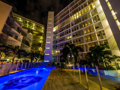 Lanai Riverside Apartments - Holiday Adelaide 0