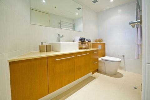 Lanai Riverside Apartments - Holiday Adelaide 26