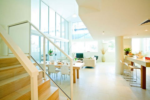 Lanai Riverside Apartments - Holiday Adelaide 10