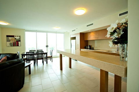 Lanai Riverside Apartments - Holiday Adelaide 9