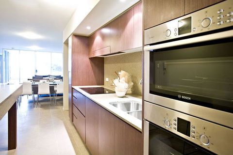 Lanai Riverside Apartments - Holiday Adelaide 16