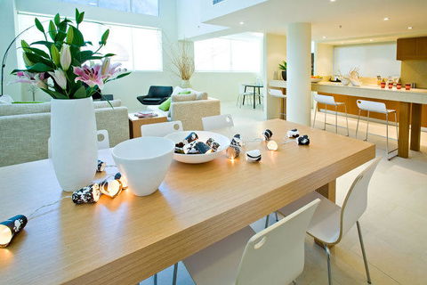 Lanai Riverside Apartments - Holiday Adelaide 25