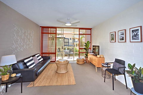 Surf Dance Apartments - Holiday Adelaide 10