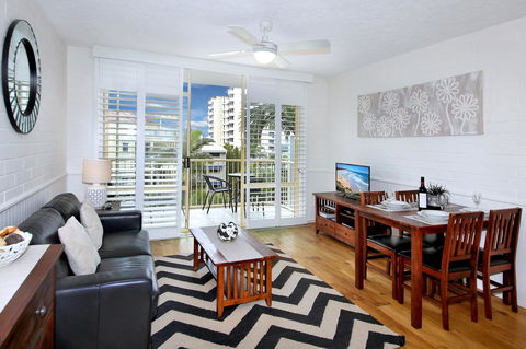 Surf Dance Apartments - Holiday Adelaide 7